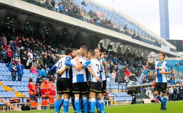 Jugadores del Hércules CF celebran un gol ante el Sabadell. Foto: Hércules CF
