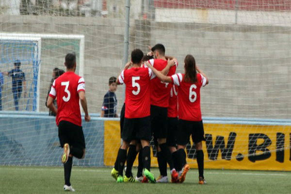 Jugadores del Hércules CF celebran el gol de la victoria. Foto: herculesdealicantecf.net