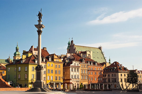 Plaza Zamkowy, con la columna del rey Segismundo III. Foto: wikipedia