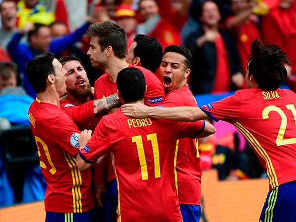 Celebración de la selección durante un partido internacional.