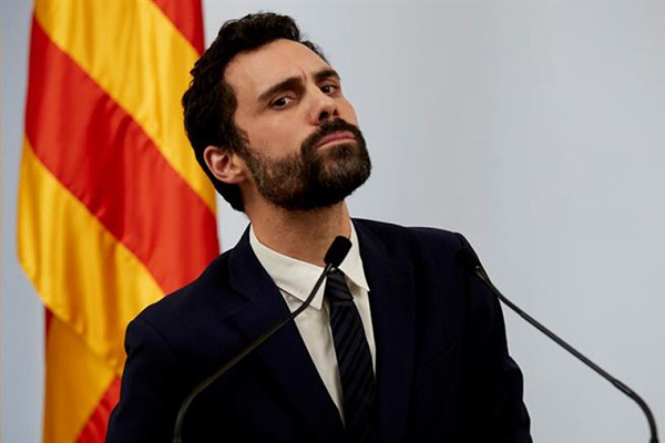 Roger Torrent, presidente del Parlamento de Catalu&ntilde;a.