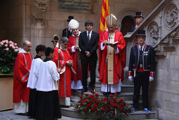Acto de la bendici&oacute;n de las rosas en la Generalitat de Catalunya, abril de 2016. Foto: Generalitat de Catalunya