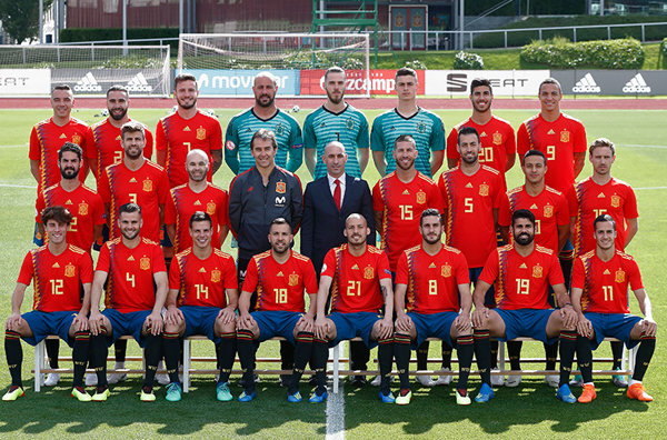 Foto oficial de la selección española con el hasta ahora seleccionador nacional Julen Lopetegui. Foto: Real Federación Española de Fútbol