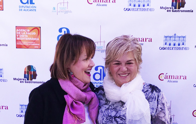 Maria José San Román y Mari Carmen Vélez, en la presentación de Mujeres en Gastronomía en Casa Mediterráneo. Foto: S. MARCO